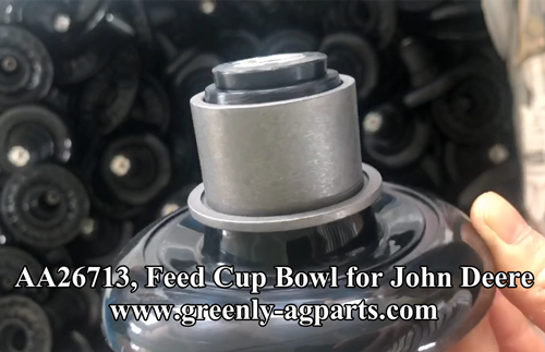 Kinze John Deere Plastic Soybean Seed Bowl AA26713 GA2031